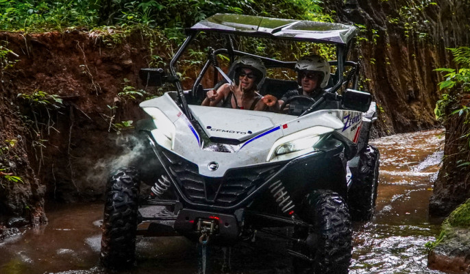 Alasan Adventures UTV - 800cc Premium Track