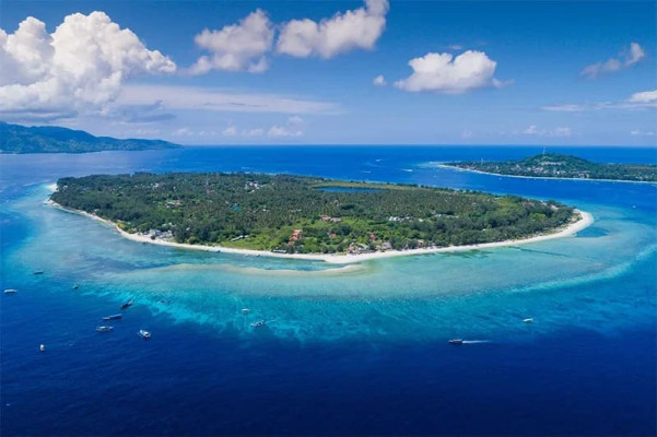 All-Inclusive Island Hopping Private Tour from Lombok