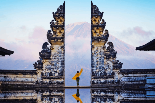 All Inclusive: Lempuyang Temple with Snorkeling at Blue Lagoon