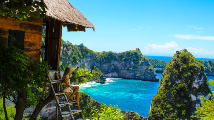 Bali 1 Day Tour: Explore Enchanting Beaches of Nusa Penida