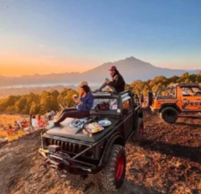 Bali Jeep Sunrise Tour – Mount Batur 4WD Off-Road Experience