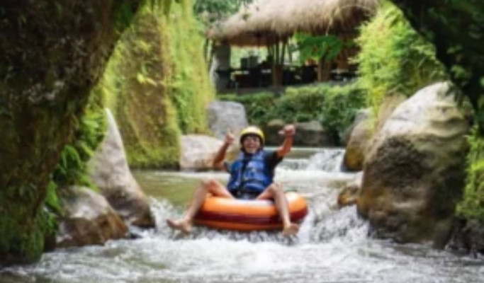 Bali River Tubing Experience – Jungle & Cave Adventure