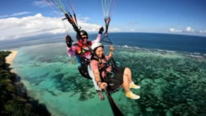 Bali Tandem Paragliding Experience – Cliff & Ocean Flight Adventure