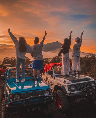 Batur Volcano Jeep Sunset + Hot Spring Tour