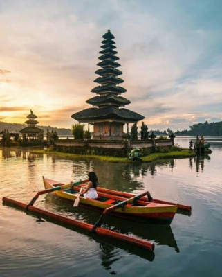 Bedugul – Tanah Lot Tour Full Day – Temple, Lake & Rice Terrace