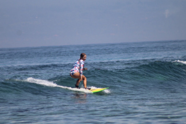 BOARD RENTAL + TAXI TO BREAKS