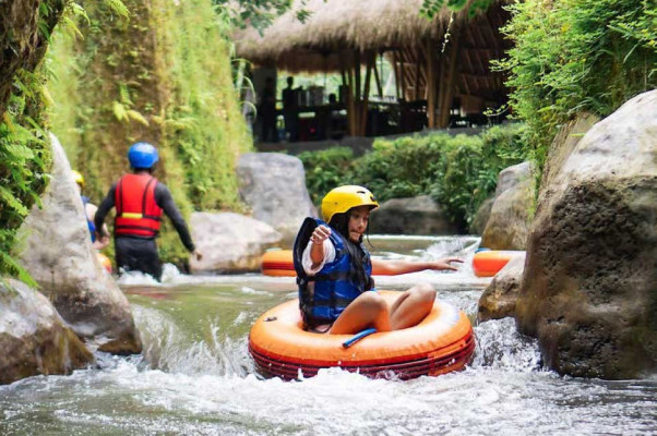 Cave Lazy Tubing Bali