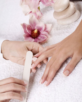 Clip & Buff – Basic Nail Grooming Bali