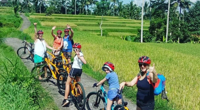 Combo Package Ubud Bali Down Hill Cycling & Ubud Bali Rafting