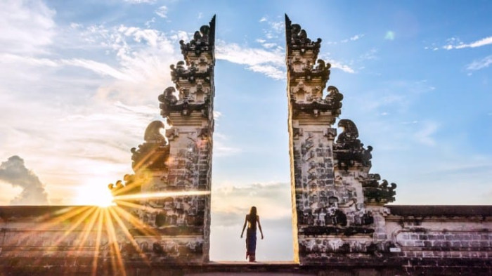 EAST BALI B: Lempuyang Temple, Tirta Gangga & Cepung Waterfall