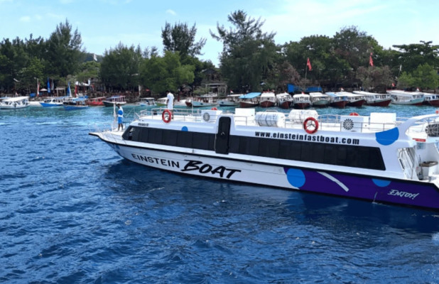 Einstein Fastboat