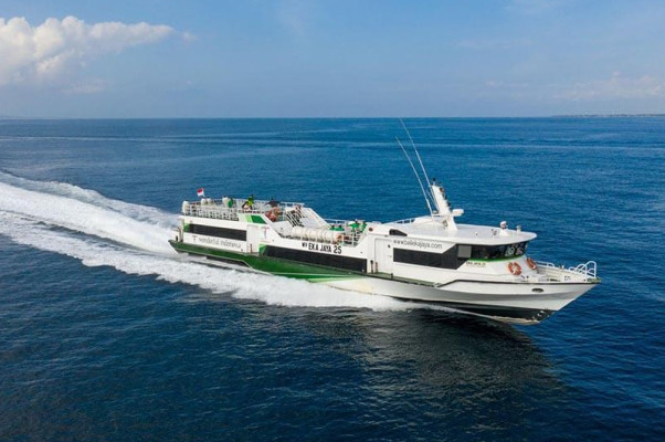 Fast Boat Transfers Between Bali to Gili Island Return - All Inclusive
