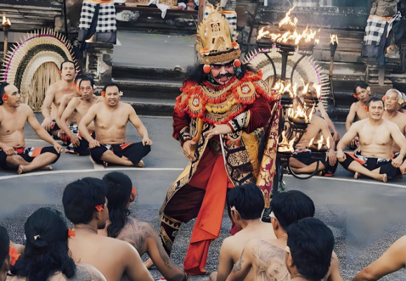 Kecak Fire Dance Show in Ubud