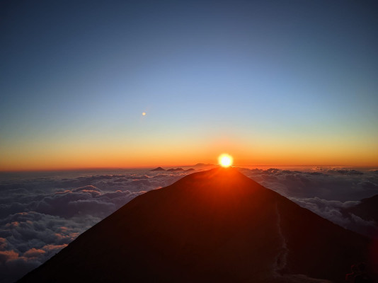 Mount Agung Sunset Trekking via Edelweiss Actually Peak at an Altitude of 3,142m
