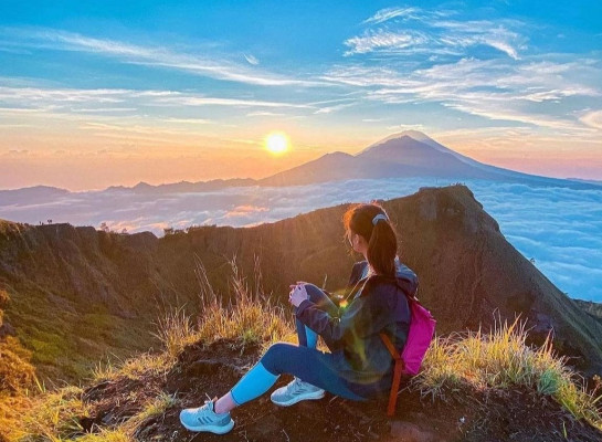 Mount Batur Sunrise Trekking and Hot Spring