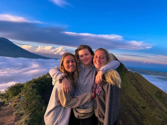 Mount Batur Sunrise Trekking with Water Rafting