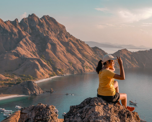 Open Trip 3D2N Sailing Komodo – Master Cabin Middle