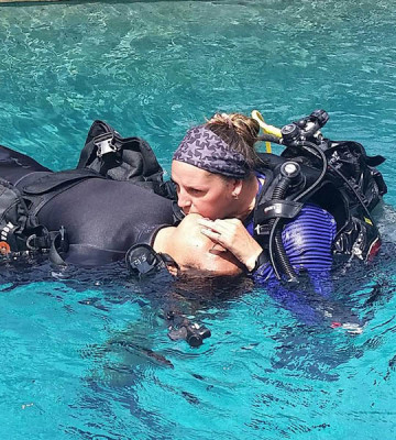 PADI Rescue Diver Course Bali