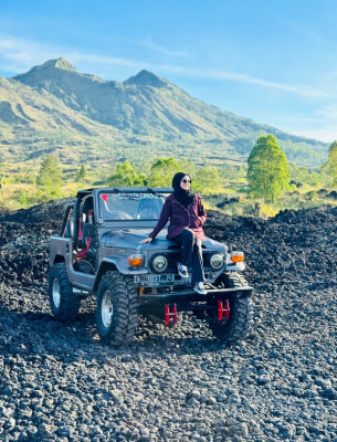 Private Mount Batur Sunrise Jeep Tour Black Lava & Black Sand Adventure