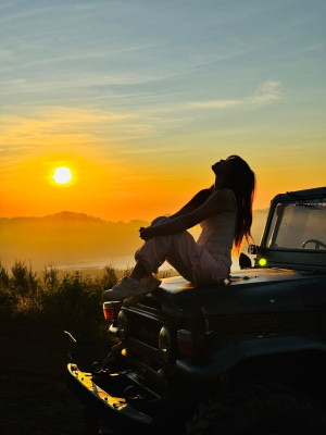 Private Mount Batur Sunrise Jeep Tour with Aesthetic Café Experience in Kintamani