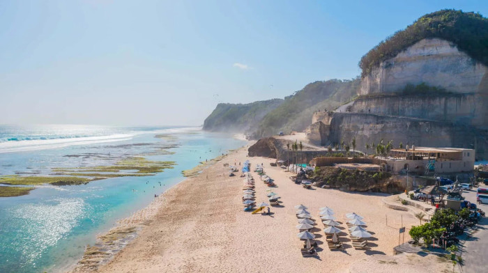 Private Tour: Uluwatu Temple & Southern Bali Highlights