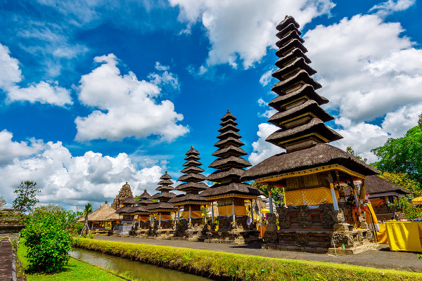 Sacred Bali Tour: Royal Temples, Waterfalls & Iconic Views