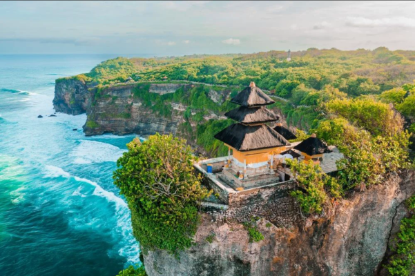 (Sharing Shuttle) Ubud → Uluwatu