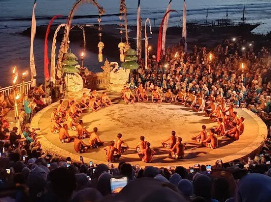 Sunset Kecak Fire Dance - Melasti Beach