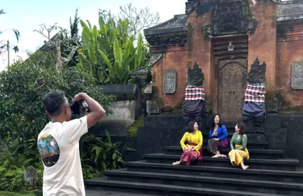Traditional Balinese Photoshoot