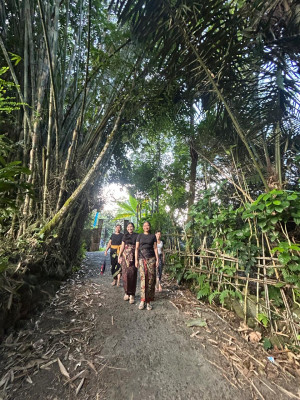 Village Walking Tour