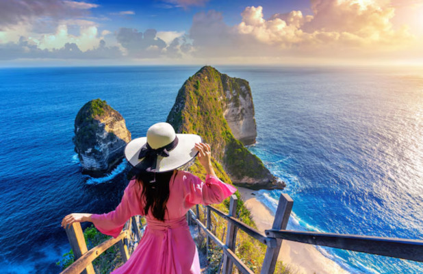 From Bali: Nusa Penida West Trip, Transfer & Lunch