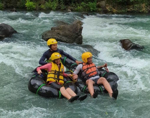 Woz Tubing Adventure Bali